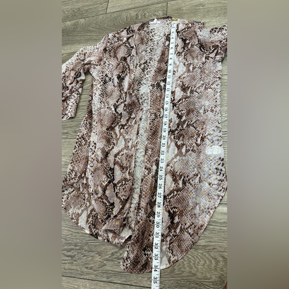 πβ¨ Metallic Snakeskin Open Front Kimono - Picture 7 of 13